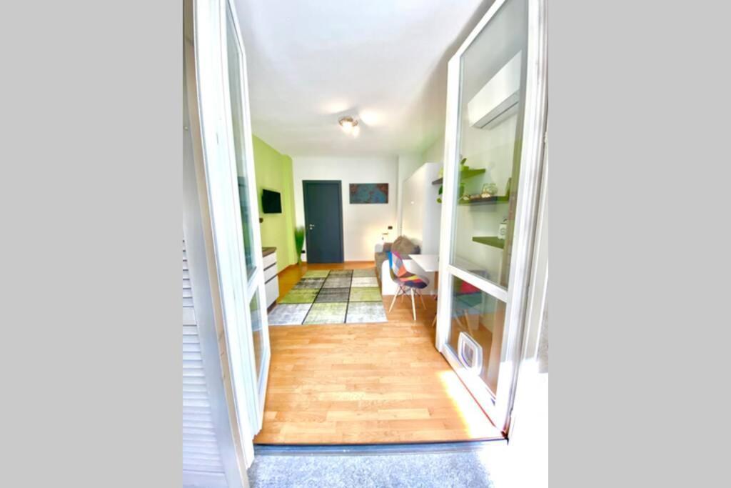 Spa Tiny Love Apartment Close To Milan-Como-Malpensa Саронно Екстер'єр фото